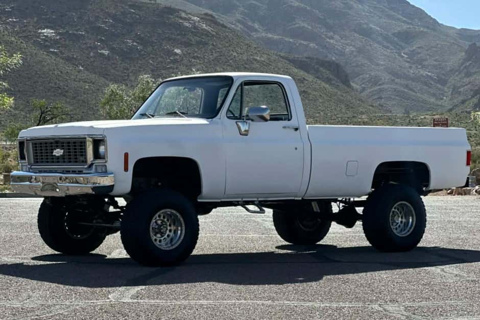 1973 Chevrolet C/K (1973-1991) sold for $13,000