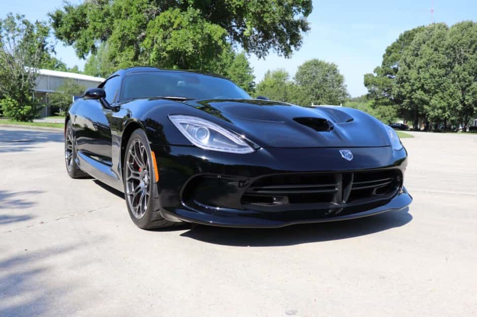 2013 Dodge Viper (2013-2017) sold for $143,000