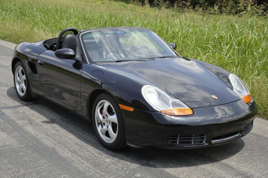 2001 Porsche 986 Boxster sold for $15,500