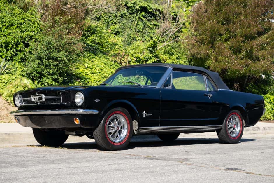 1965 Ford Mustang 1964.5-1966 sold for $22,250