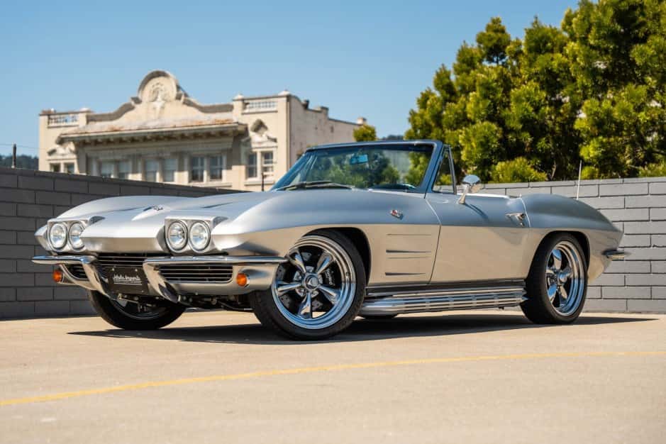 1964 Chevrolet Corvette C2 (1964) sold for $81,500