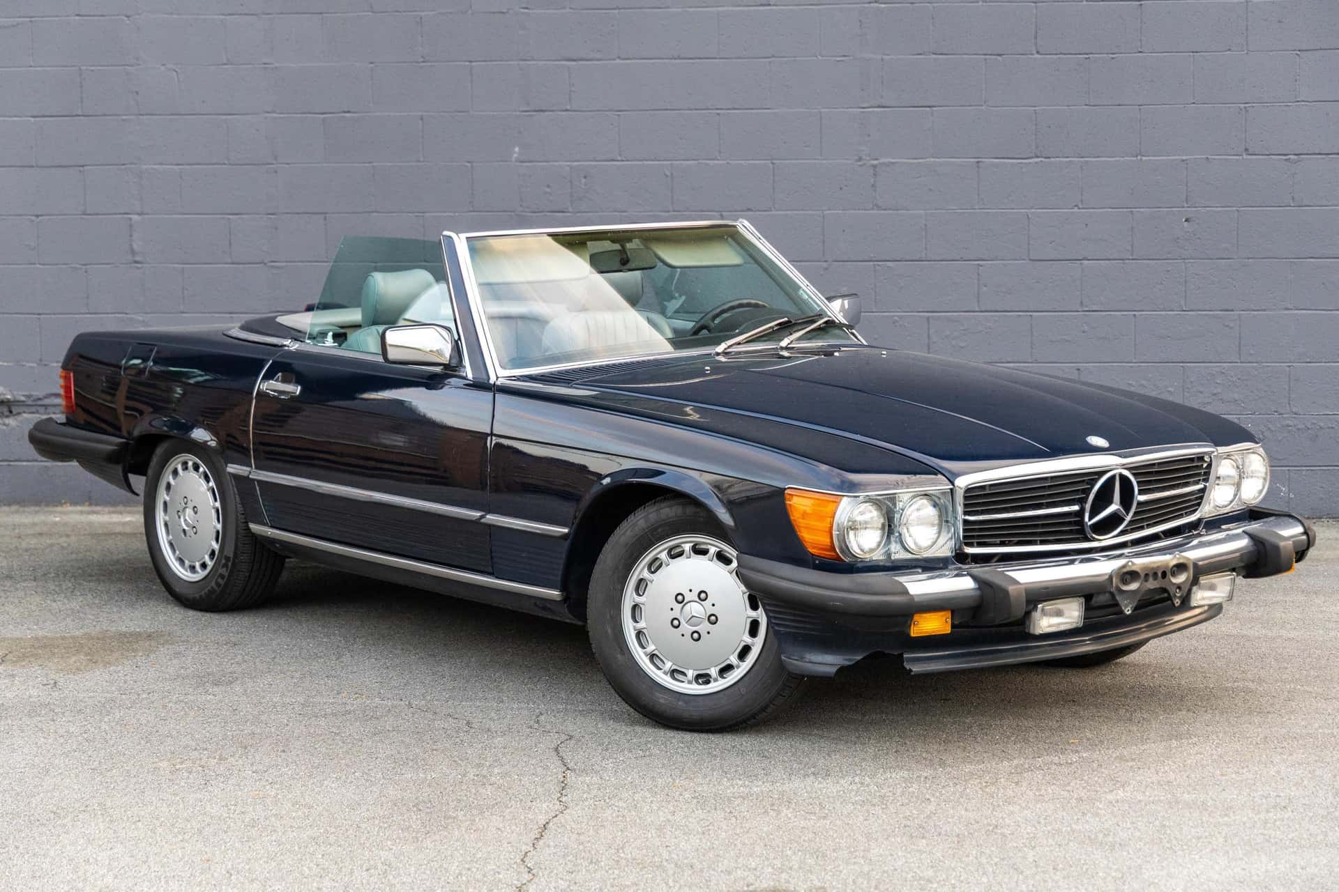1987 Mercedes-Benz R107 SL sold for $13,000