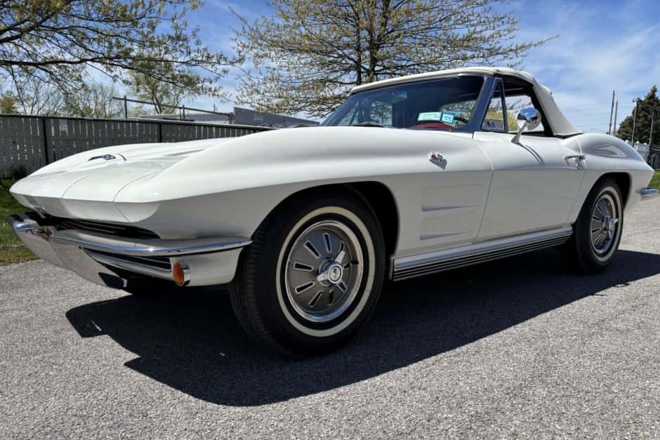 1964 Chevrolet Corvette C2 (1964) sold for $80,000