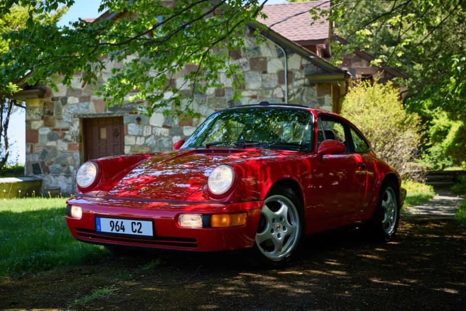 1992 Porsche 964 911 (Non-Turbo) sold for $136,000