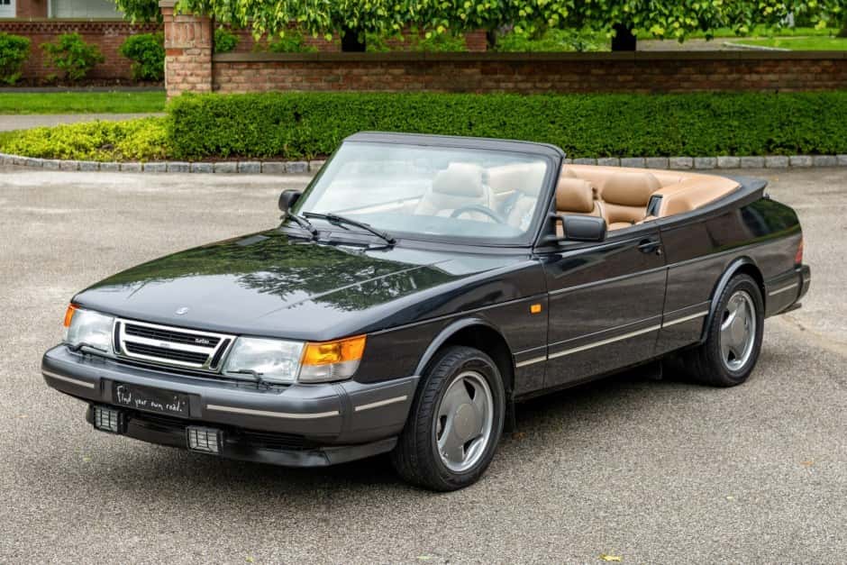 1994 Saab 900 sold for $34,000