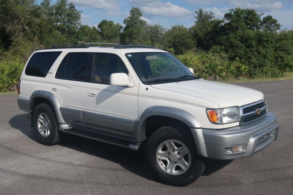 1999 Toyota 4Runner (N180) sold for $11,666