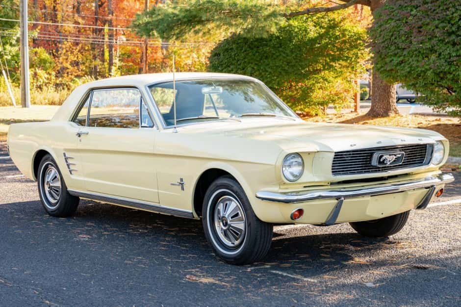 1966 Ford Mustang 1964.5-1966 sold for $18,500