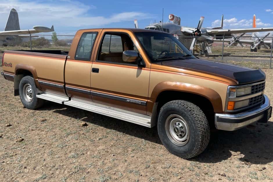 1990 Chevrolet C/K GMT400 (1988-2002) sold for $10,700
