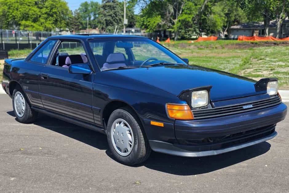 1989 Toyota Celica sold for $9,700