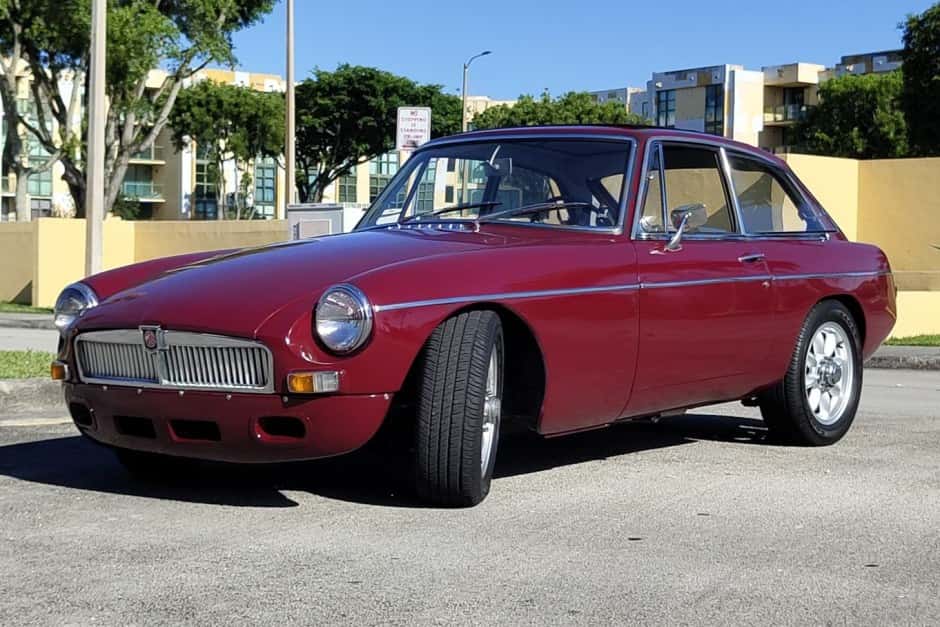 1967 MG MGB sold for $8,000