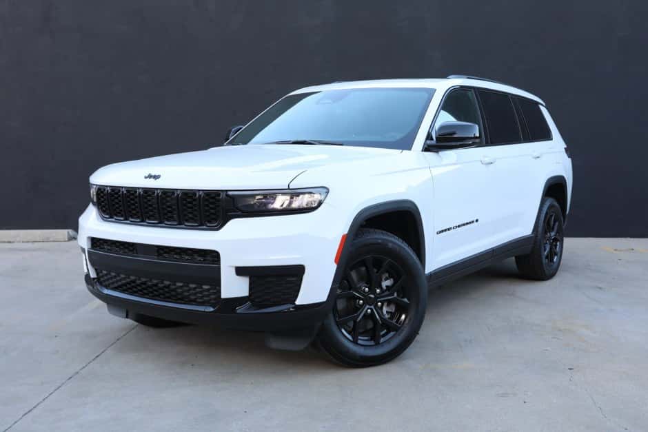 2025 Jeep WL Grand Cherokee sold for $28,750