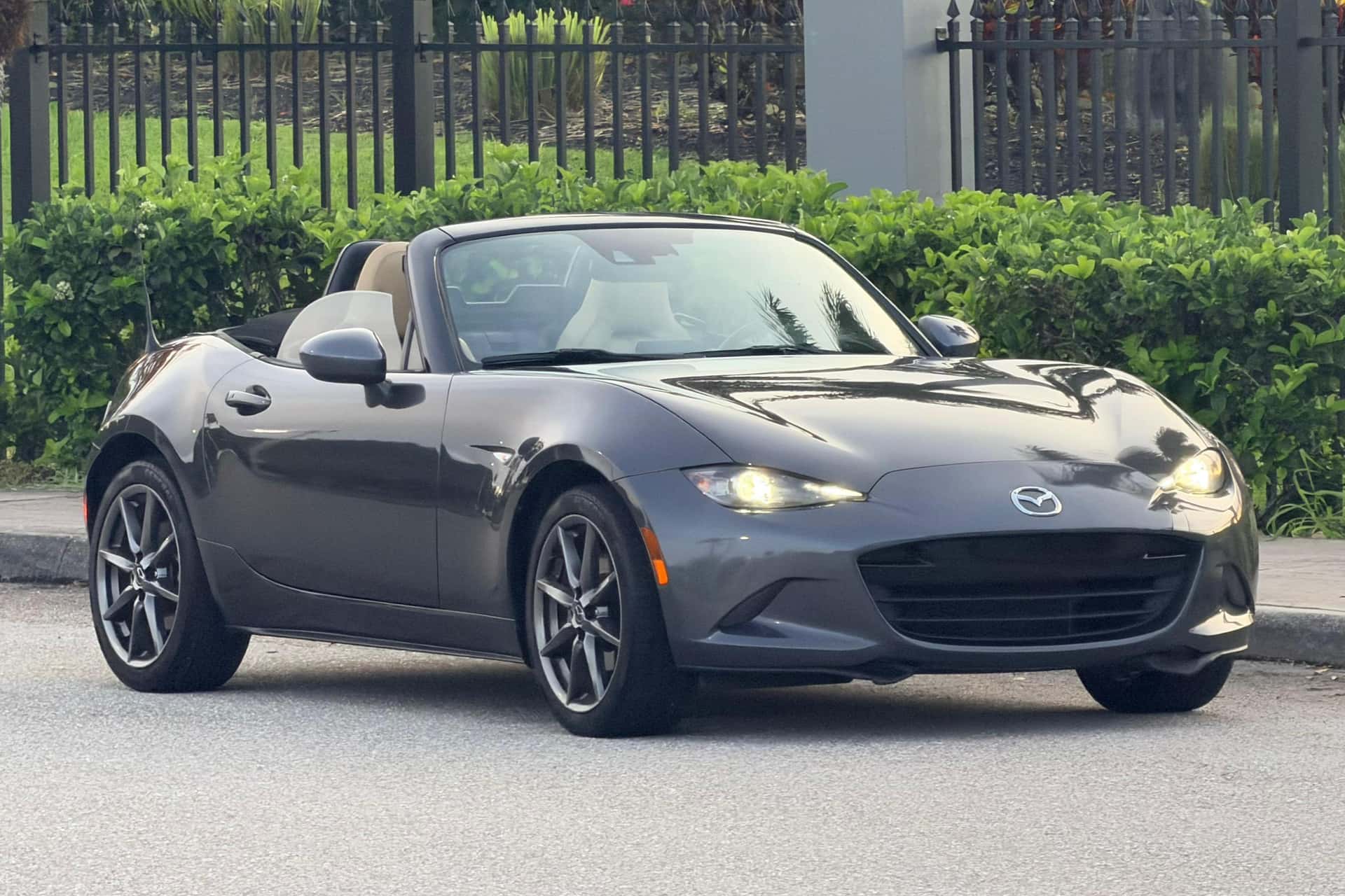 2016 Mazda ND Miata sold for $13,000