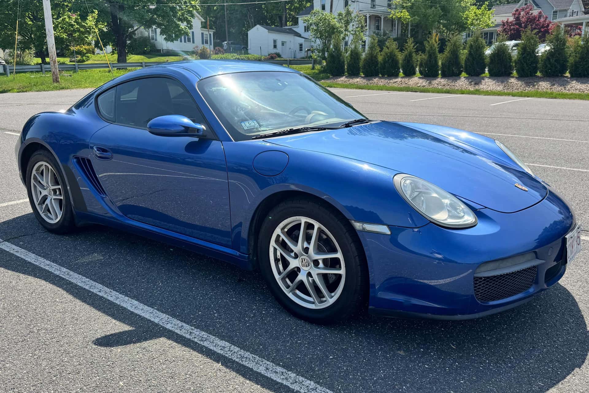 2008 Porsche 987 Cayman sold for $13,300