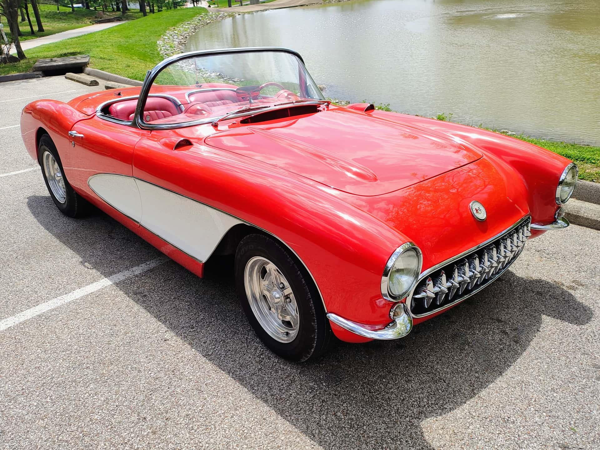 1957 Chevrolet Corvette sold for $43,000